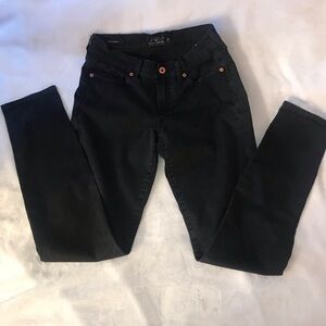 Lucky brand jeans 4/27